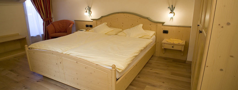 Hotel Ristorante Cassana Livigno Buitenkant foto