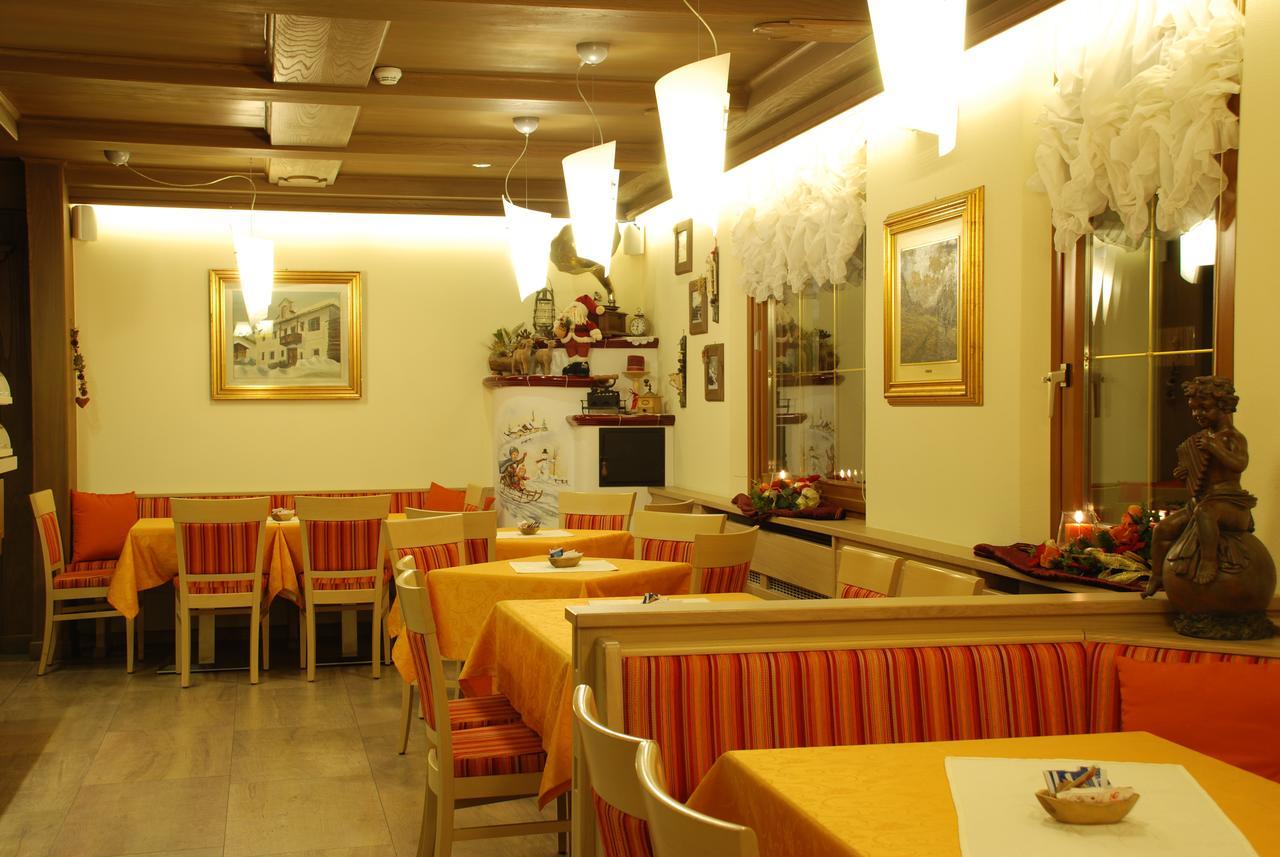 Hotel Ristorante Cassana Livigno Buitenkant foto